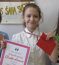 Meiteņu turnīra uzvarētājas (A.Leščova - 2.vieta, E.Limanovska - 1.vieta, E.Sarnovska - 3.vieta)